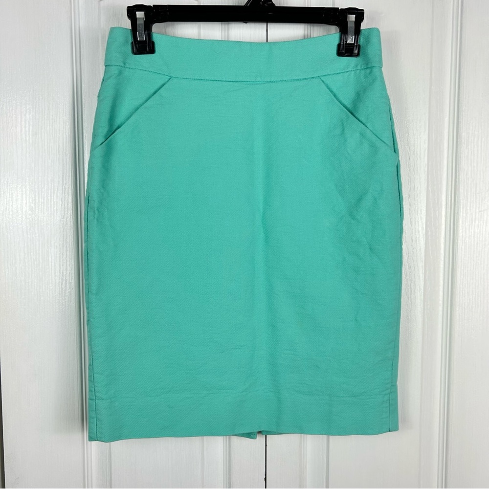 Jcrew, mint, green “the pencil skirt” mini skirt, size 0